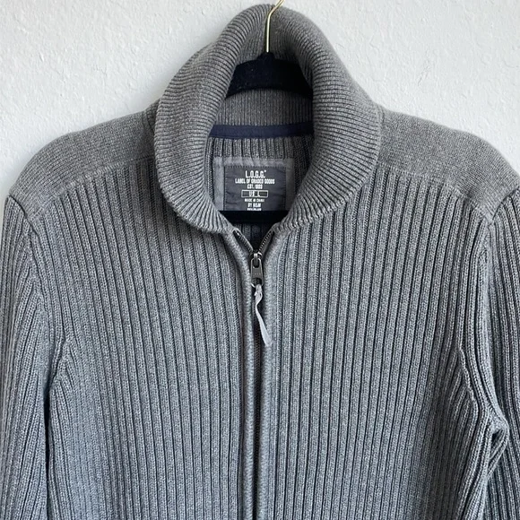 H & M Sweater - Picture 4 of 14